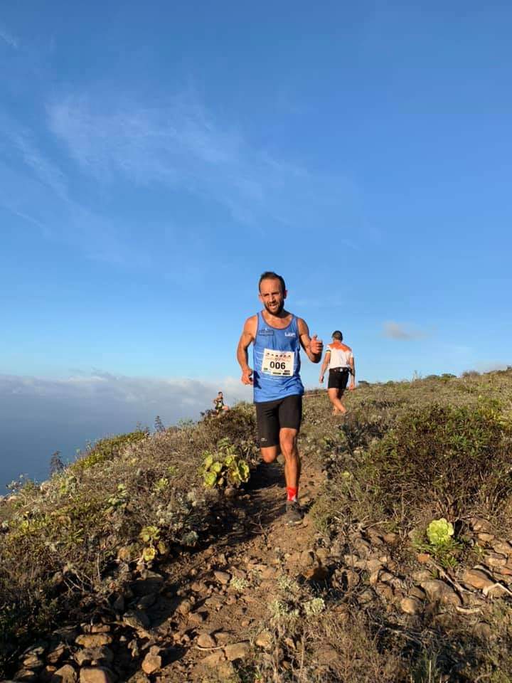 En este momento estás viendo 5 consejos para correr en descensos de Trail